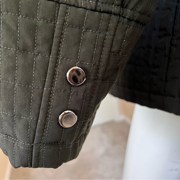 ST. John's Bay Women's Dark Green Quilted Jacket - Picture 11 of 11